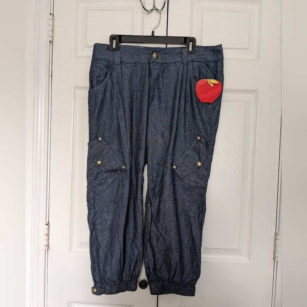 Apple Bottoms Women's Capris